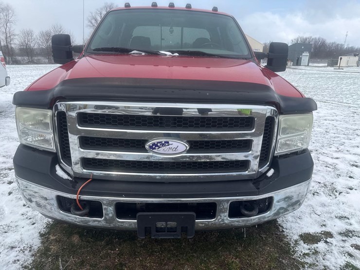 2004-ford-f350-image-2