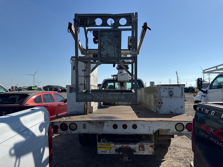 2007-ford-f550-image-5