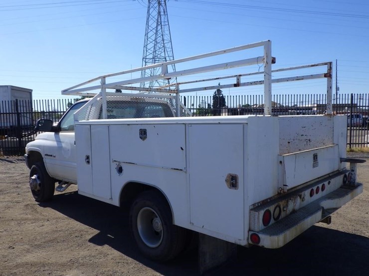 2001-dodge-ram-3500-image-4