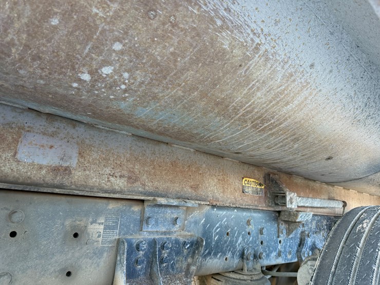 2010-kenworth-t800-image-14