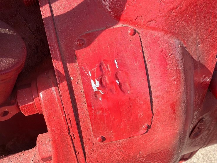 1953-farmall-super-m-tractor-image-12