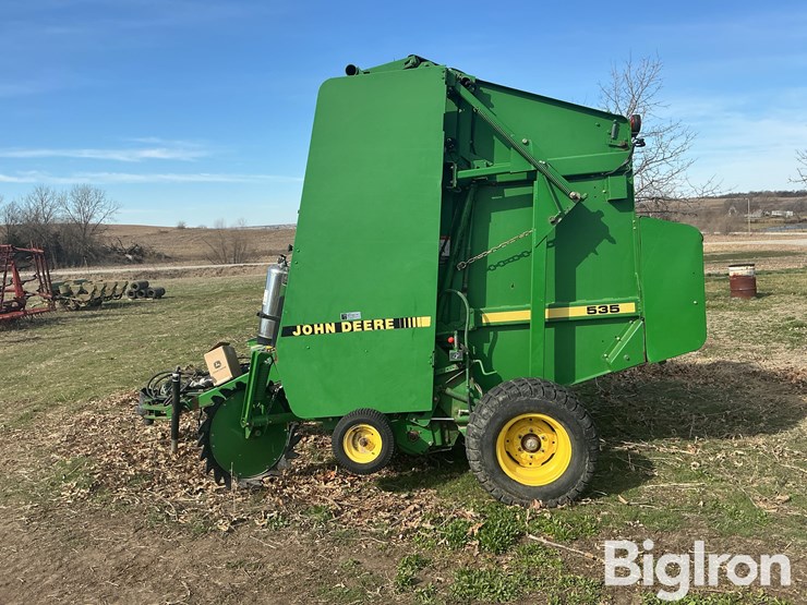 john-deere-535-image-8