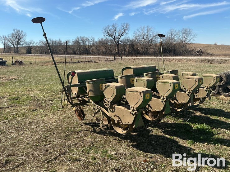 john-deere-1240-image-7