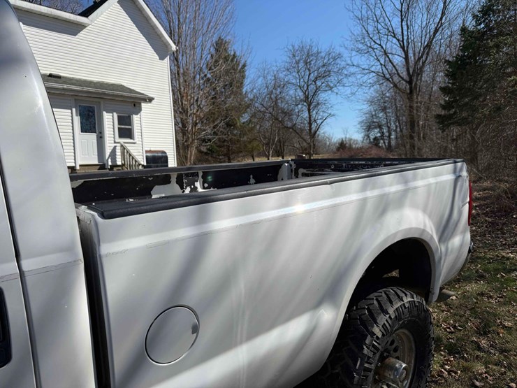 2003-ford-f250-lariat-image-25