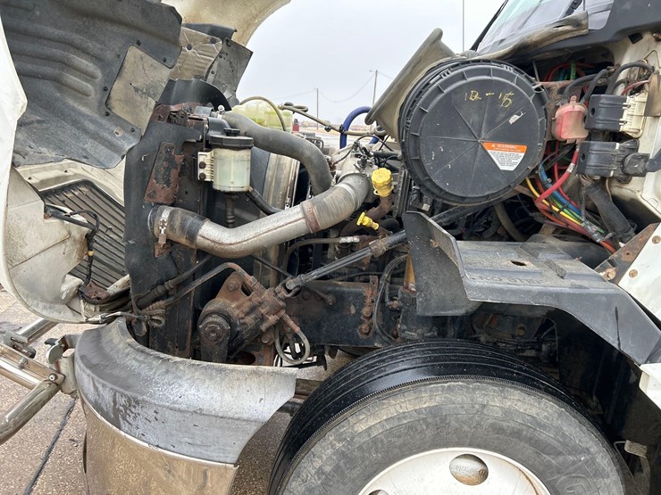 2011-international-prostar-image-51