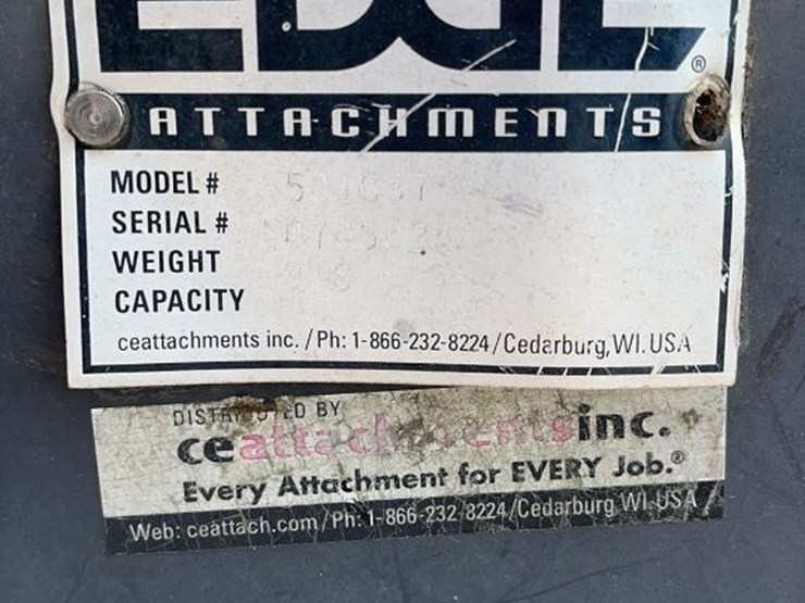 edge-skid-steer-sweeper-box-attachment-image-4