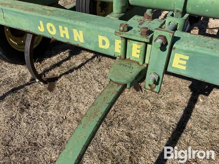 john-deere-1600-image-19