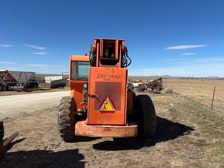 sky-trak-6042-image-2