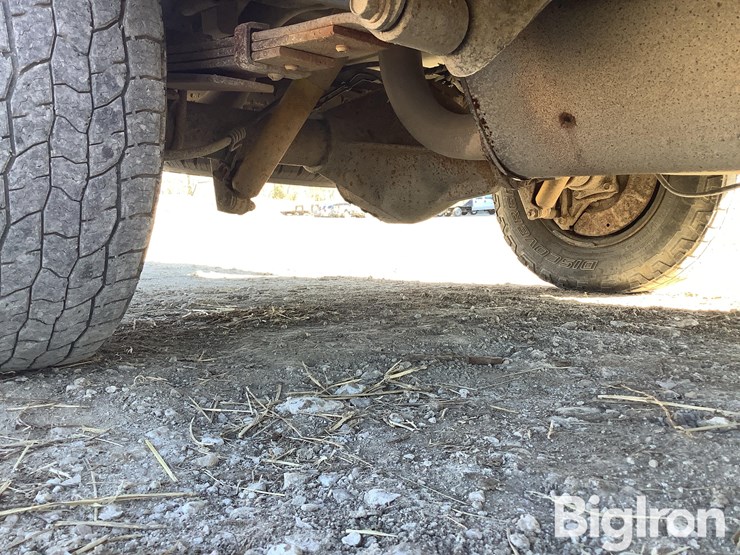 2013-ford-e250-image-17