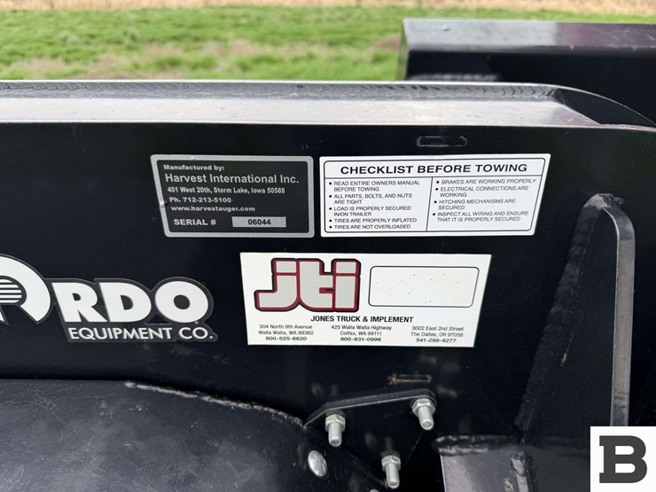 2023-mac-don-fd240-image-12