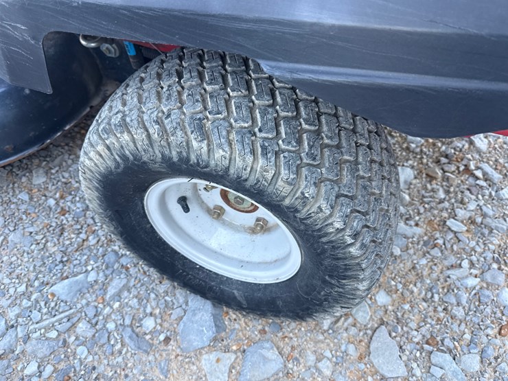 #25-•-troy-built-42"-zero-turn-mower-1b056h10225-inv#-42727-image-16