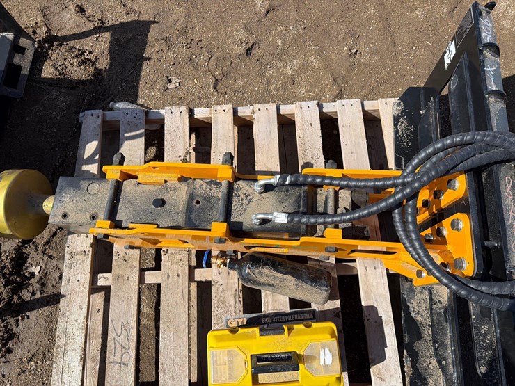 giyi-post-pounder-image-7