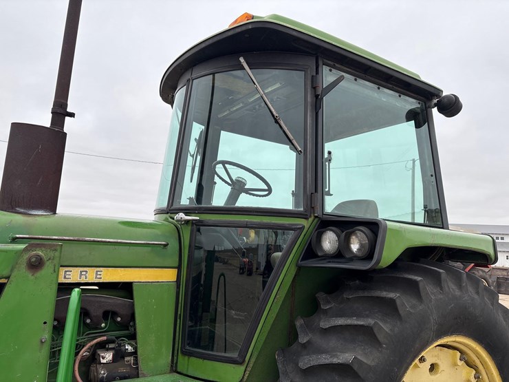 john-deere-4030-image-8
