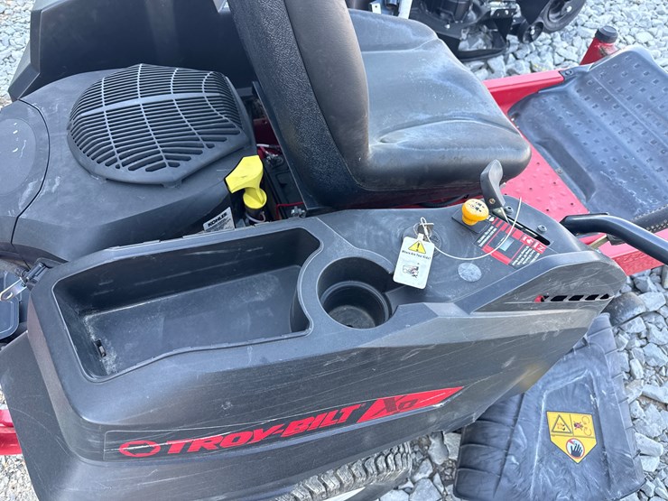 #25-•-troy-built-42"-zero-turn-mower-1b056h10225-inv#-42727-image-11