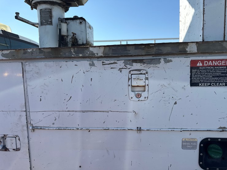 2007-ford-f550-image-19