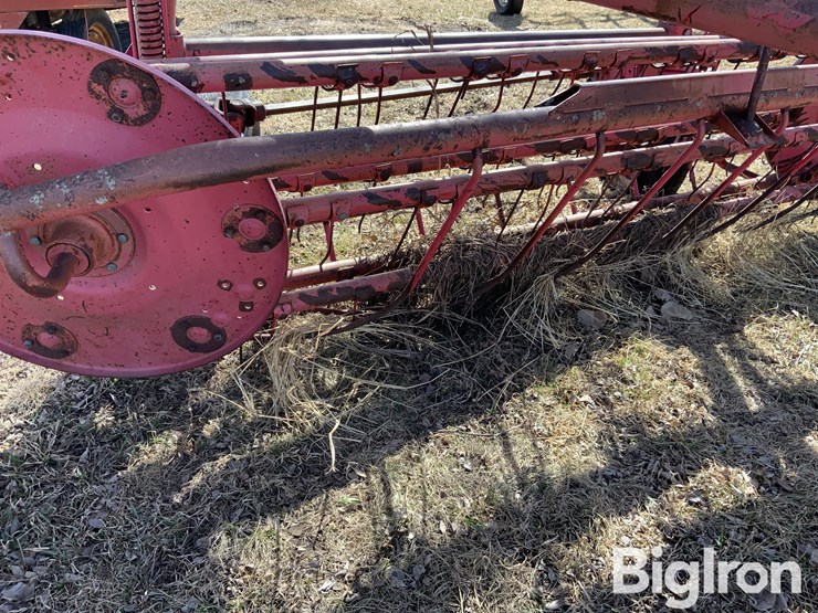 massey-ferguson-37-image-11