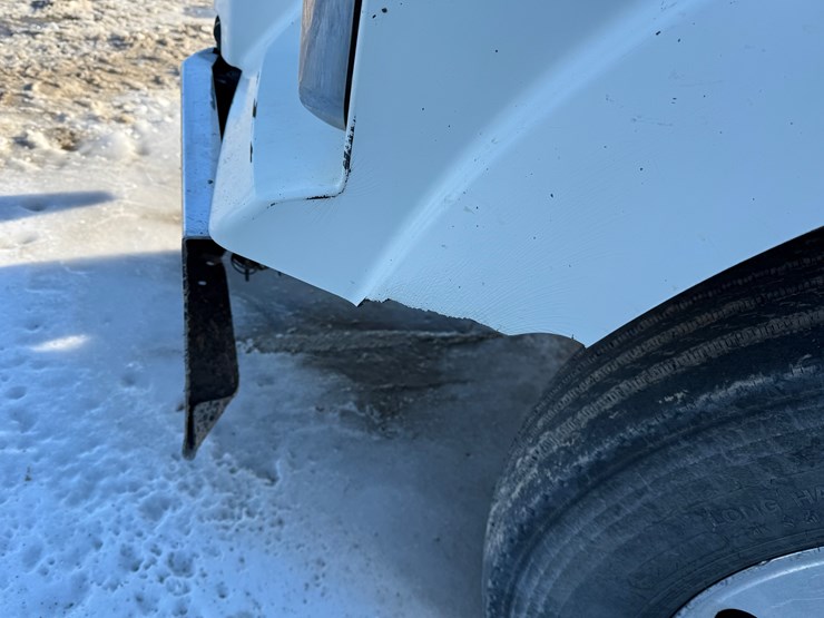 2010-kenworth-t800-image-18