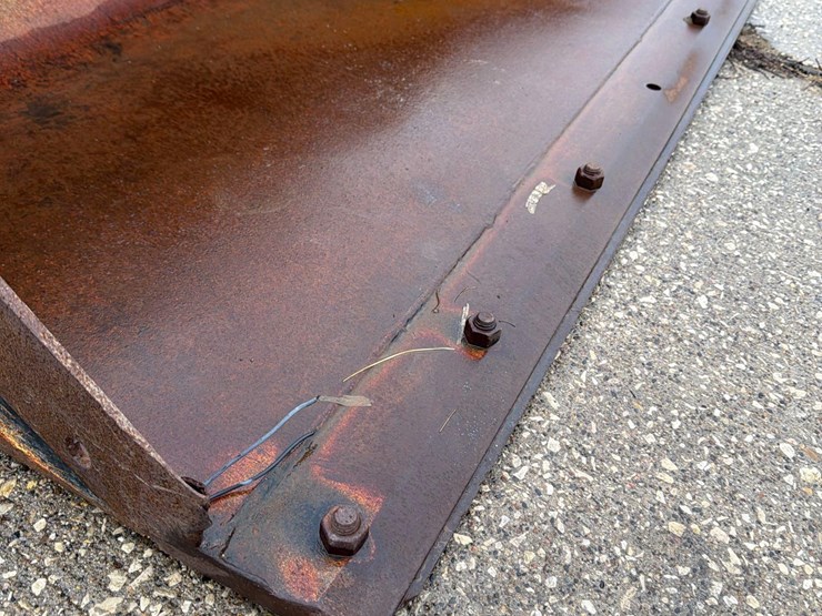 john-deere-72-image-10