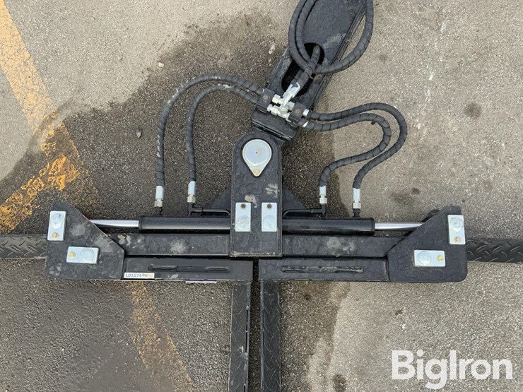 2025-massey-ferguson-730-image-19