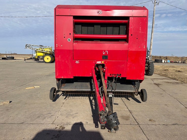 massey-ferguson-2856a-image-2