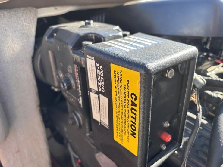 2000-unknown-trailer-image-44