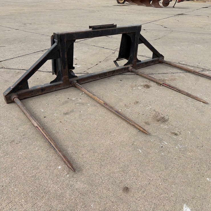 Skidloader 4 Prong Bale Spear