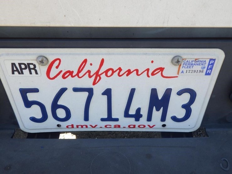 2022-chevrolet-1500-image-14