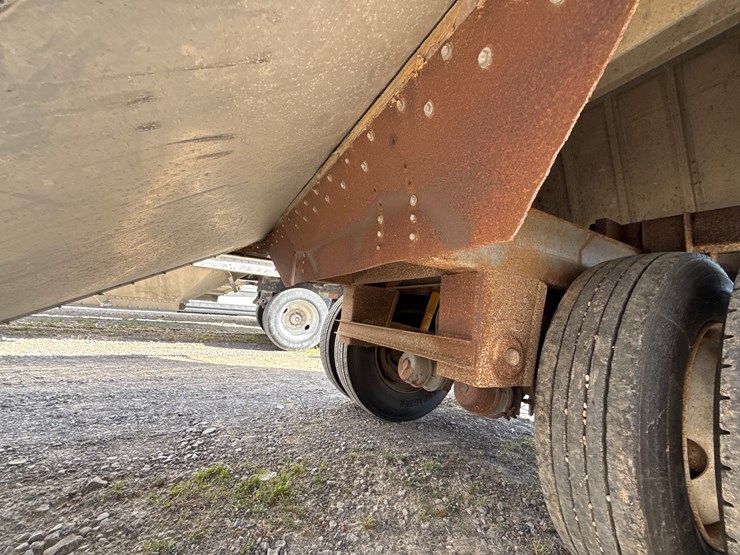 1995-cornhusker-hopper-bottom-image-17