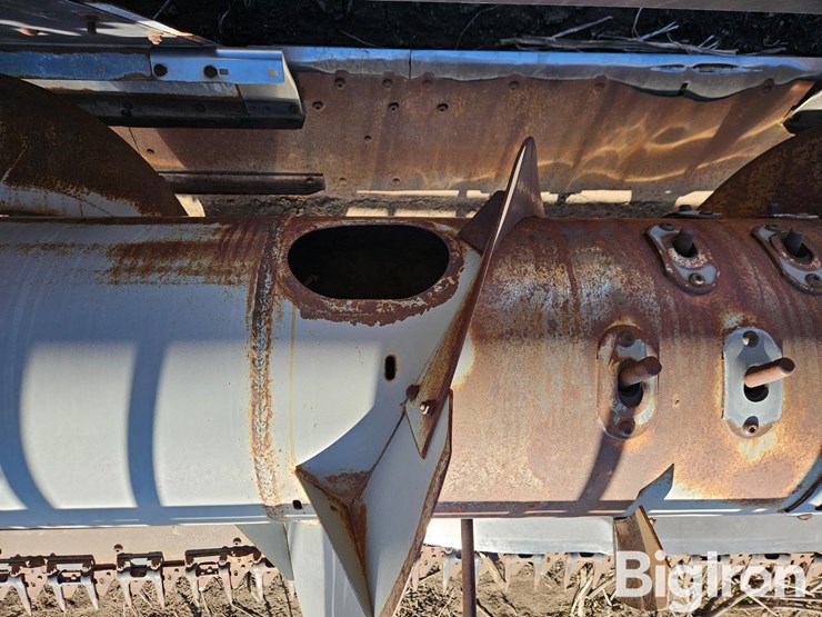 gleaner-r65-image-13