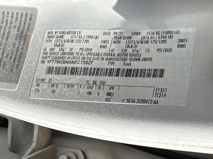 2022-ford-f250-image-30