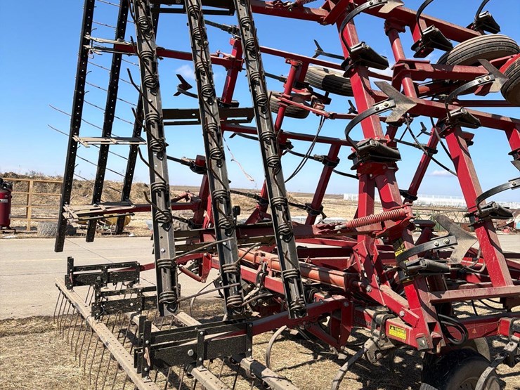 case-ih-4800-image-19