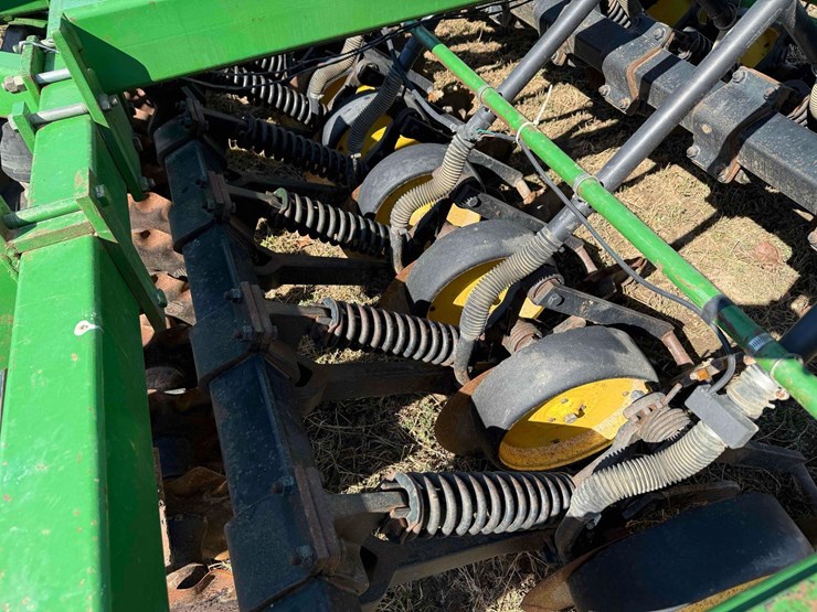 john-deere-750-image-15