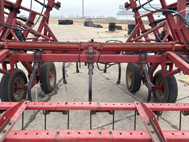 case-ih-4600-image-24
