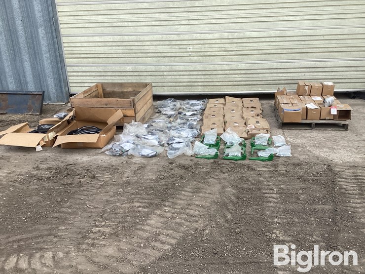 john-deere-1775-image-2