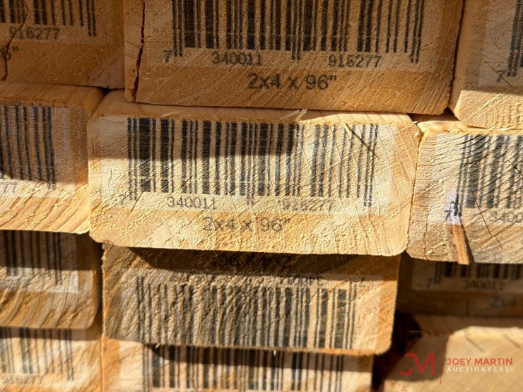 approx-128-new-2"-x-4"-x-8-studs-image-2