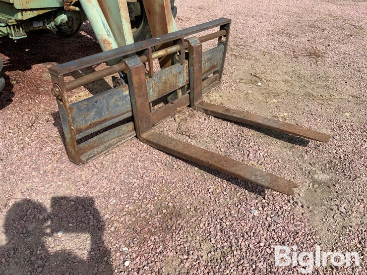 tci-544a-telehandler-image-12