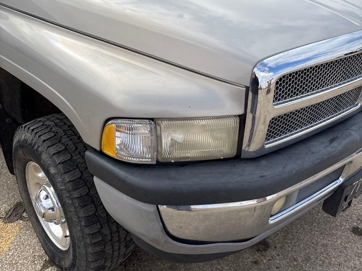 2001-dodge-ram-2500-image-14