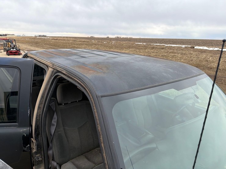 2004-chevrolet-2500-image-41