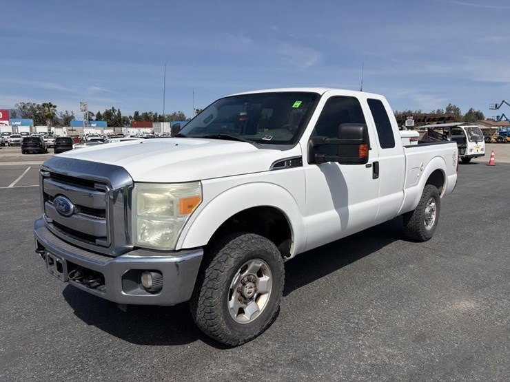 2011-ford-f250-xlt-image-1