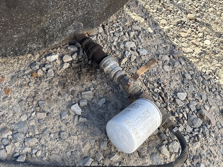 #5346-•-~575gal-fuel-tank-image-5