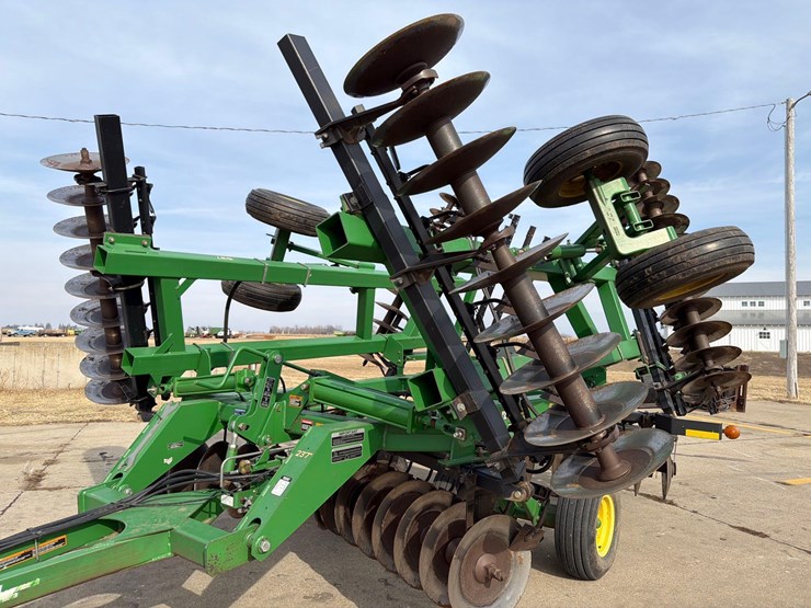 john-deere-637-image-15