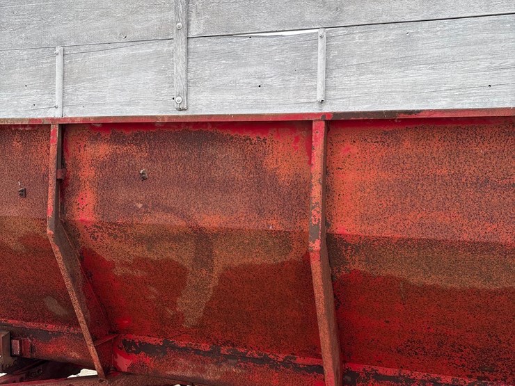 roorda-rear-unload-12ft-silage-wagon-image-18