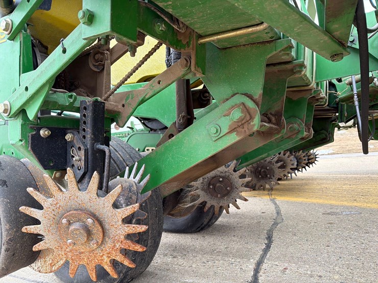 john-deere-1760-image-31