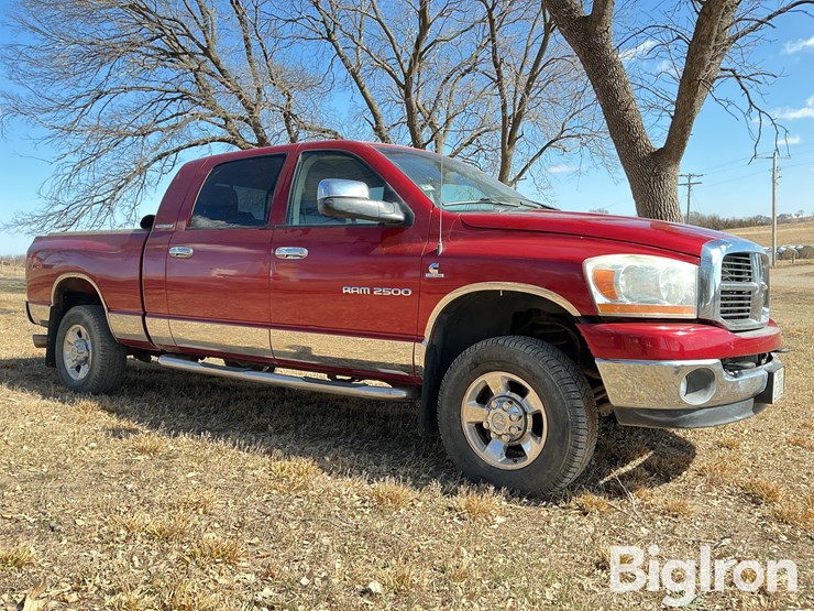 2006-dodge-ram-2500-image-3