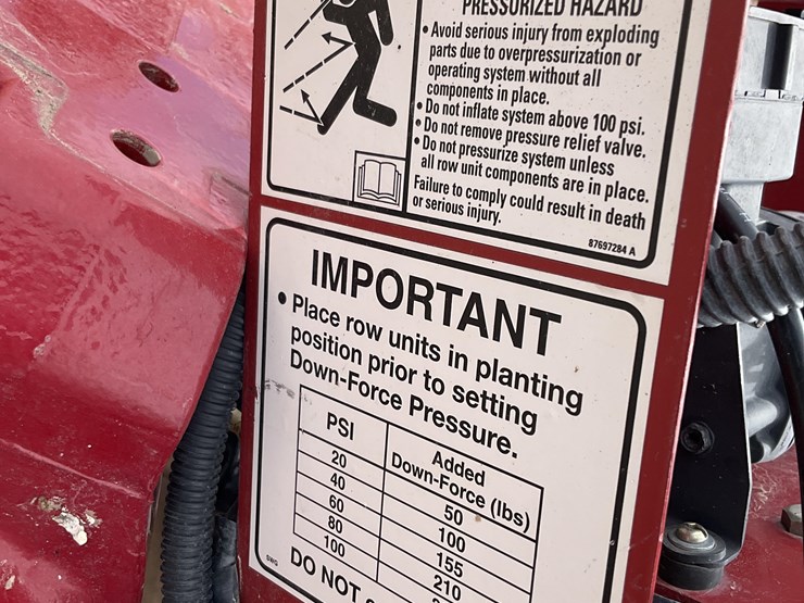 case-ih-1230-image-15