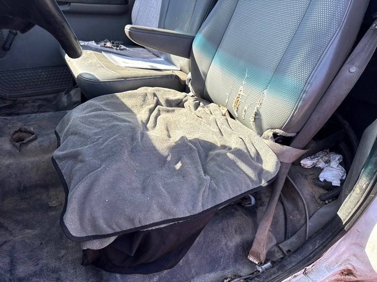 2007-ford-f550-image-52