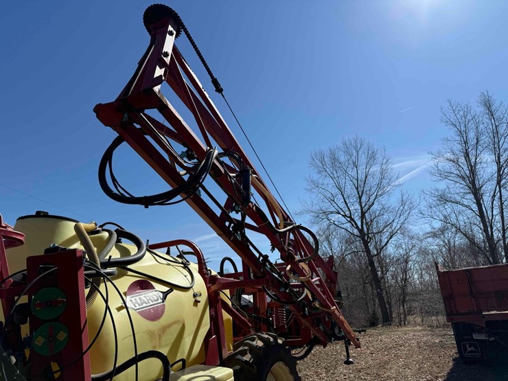 hardi-1000-gal-pull-type-sprayer-image-10