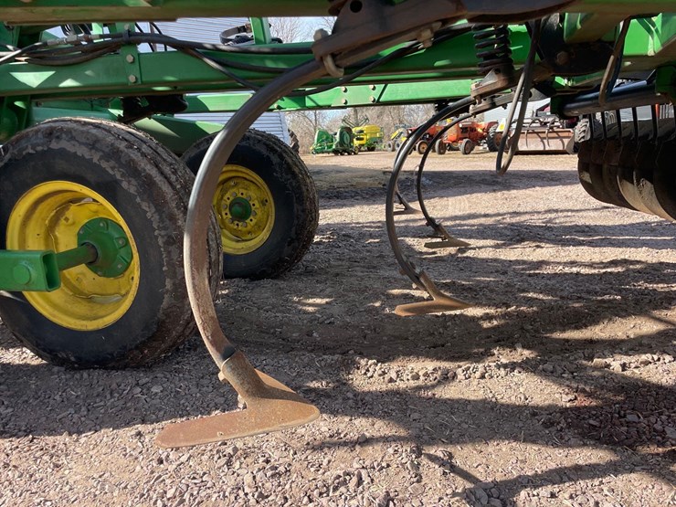 john-deere-726-image-13