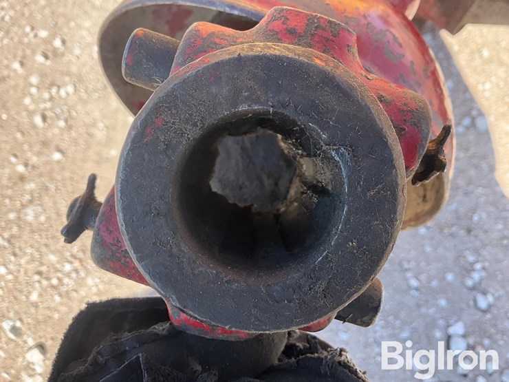 new-holland-355-image-10