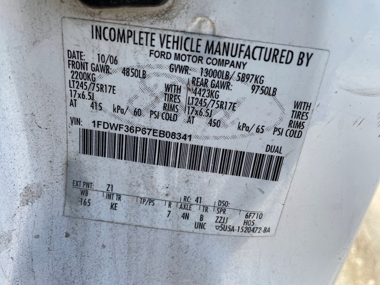 2007-ford-f350-xl-image-42